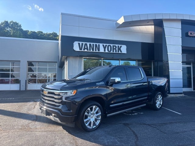 Dark Ash Metallic 2023 Chevrolet Silverado 1500 Pickup Truck Four-Wheel Drive Automatic