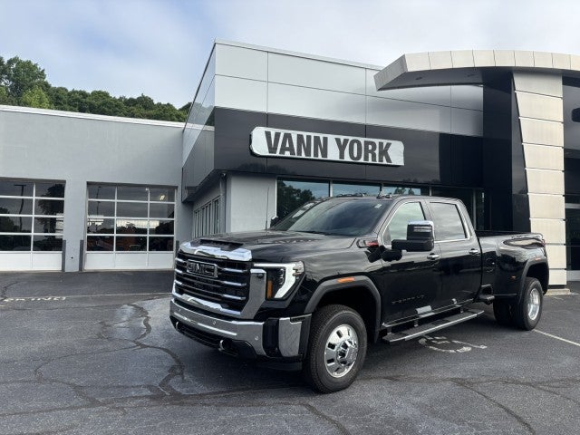 Onyx Black 2026 GMC Sierra 3500HD Pickup Truck Four-Wheel Drive Automatic