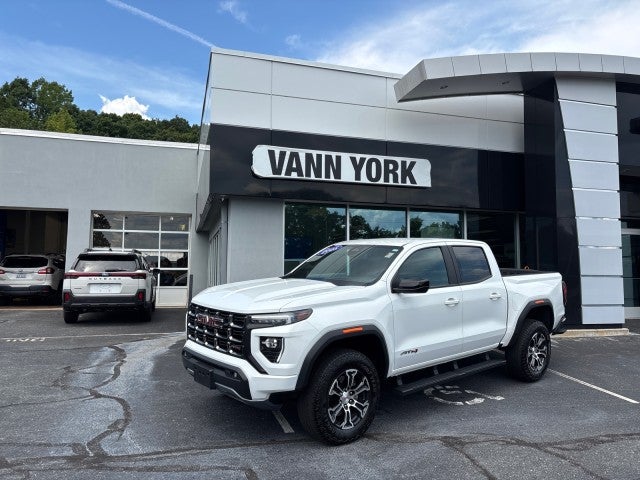 Summit White 2025 GMC Canyon Pickup Truck Four-Wheel Drive Automatic