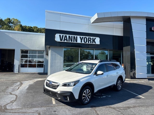 Crystal White Pea 2022 Subaru Outback SUV / Crossover All-Wheel Drive 