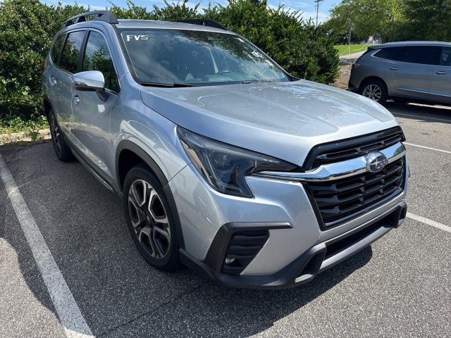Ice Silver Metall 2023 Subaru Ascent SUV / Crossover All-Wheel Drive Automatic