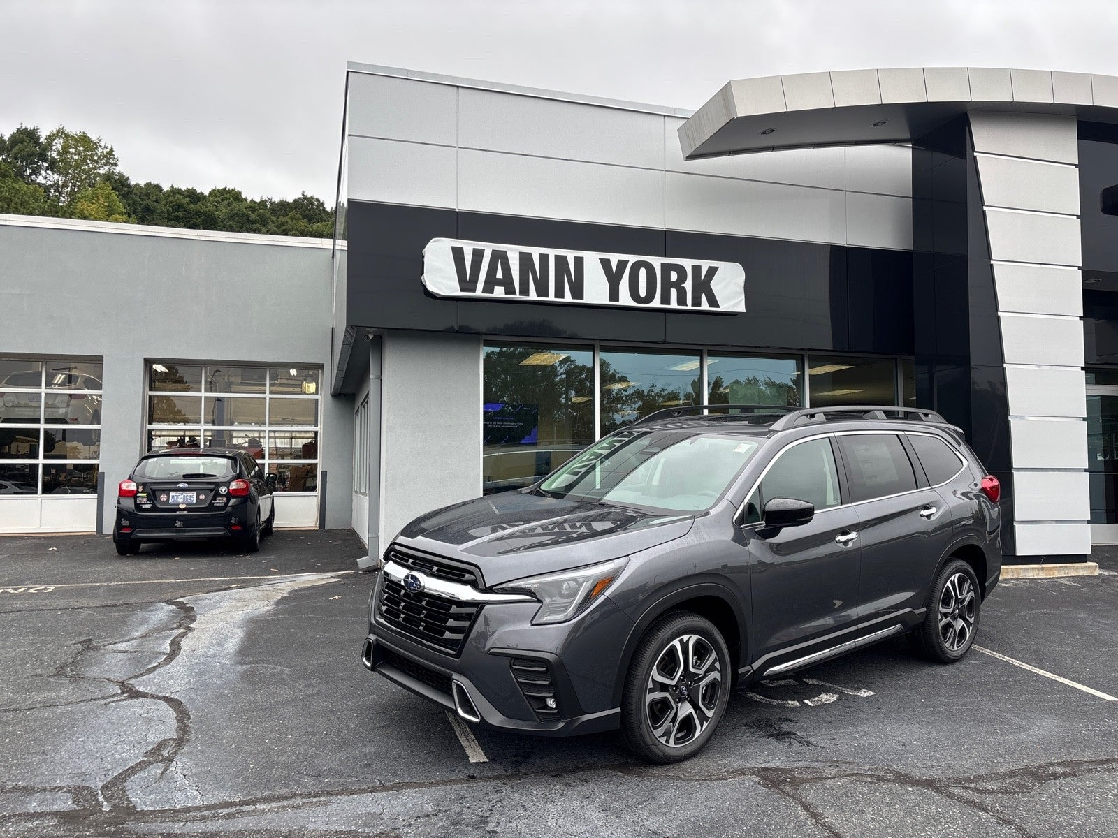 Magnetite Gray Metallic 2027 Subaru Ascent SUV / Crossover All-Wheel Drive Continuously Variable Transmission