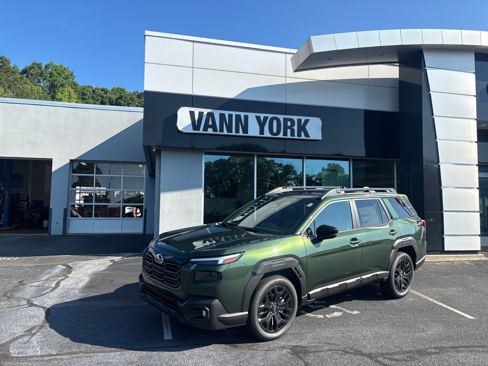 Deep Emerald Green Pearl 2026 Subaru Outback SUV / Crossover All-Wheel Drive Continuously Variable Transmission
