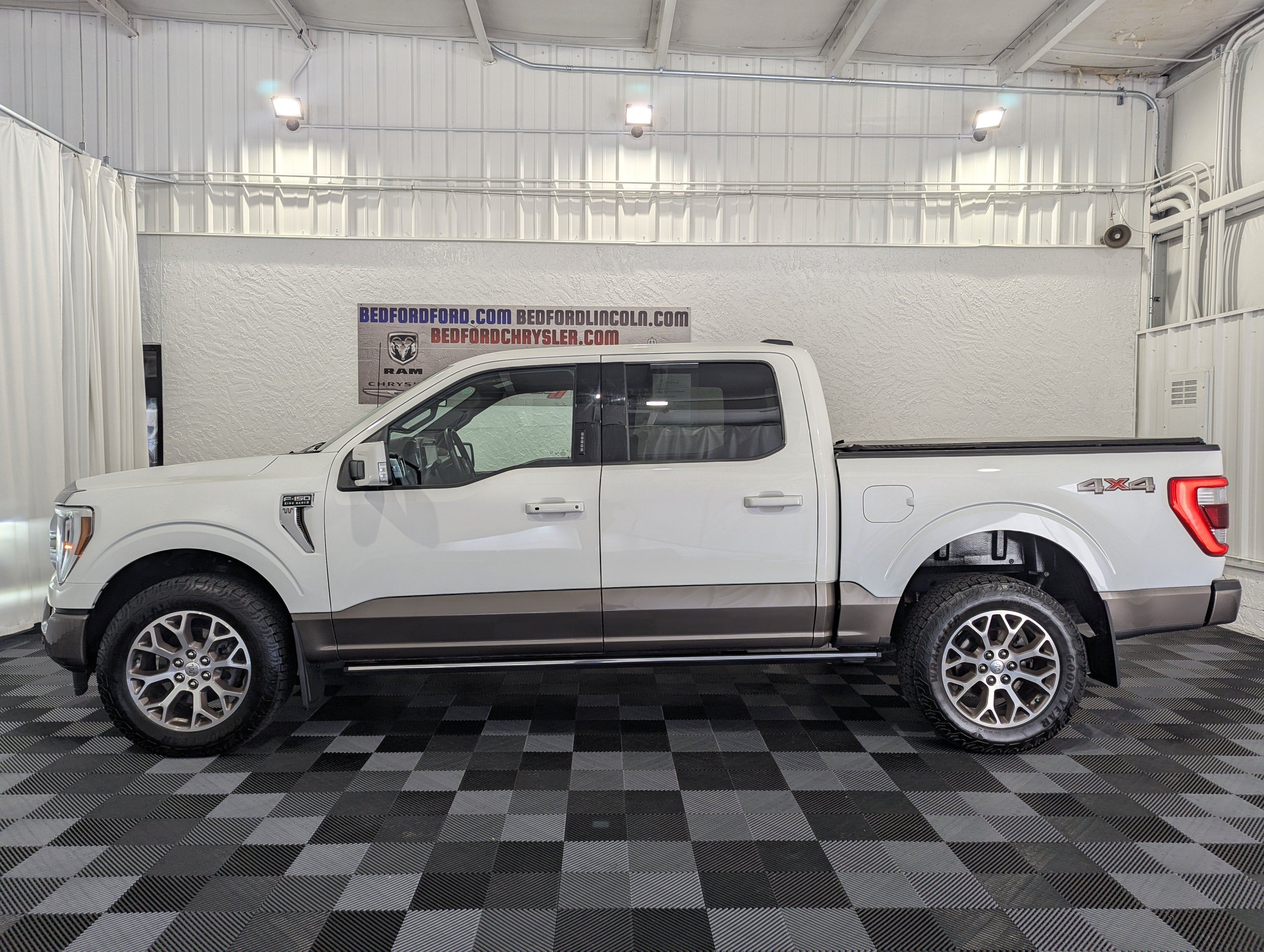 Star White 2023 Ford F-150 Pickup Truck Four-Wheel Drive 10-Speed Automatic