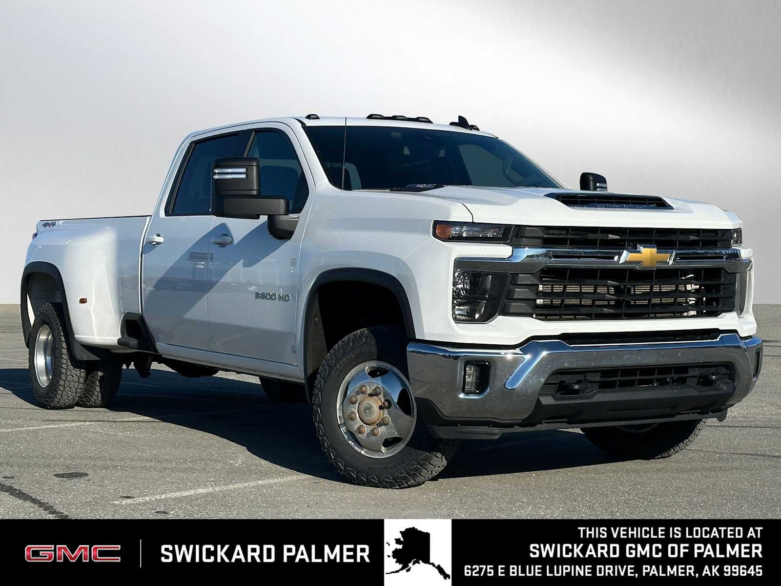 Summit White 2024 Chevrolet Silverado 3500HD LT Crew Cab LB DRW 4WD Pickup Truck Four-Wheel Drive Automatic