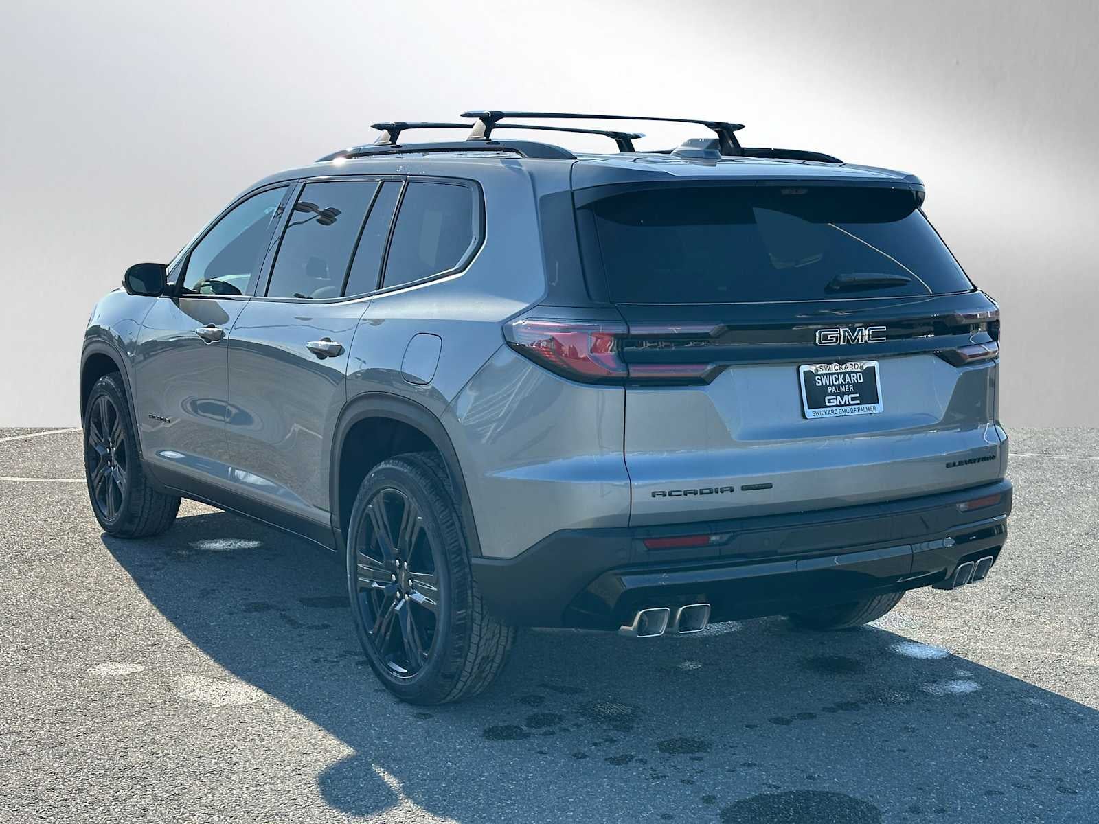 View vehicle photo 5
