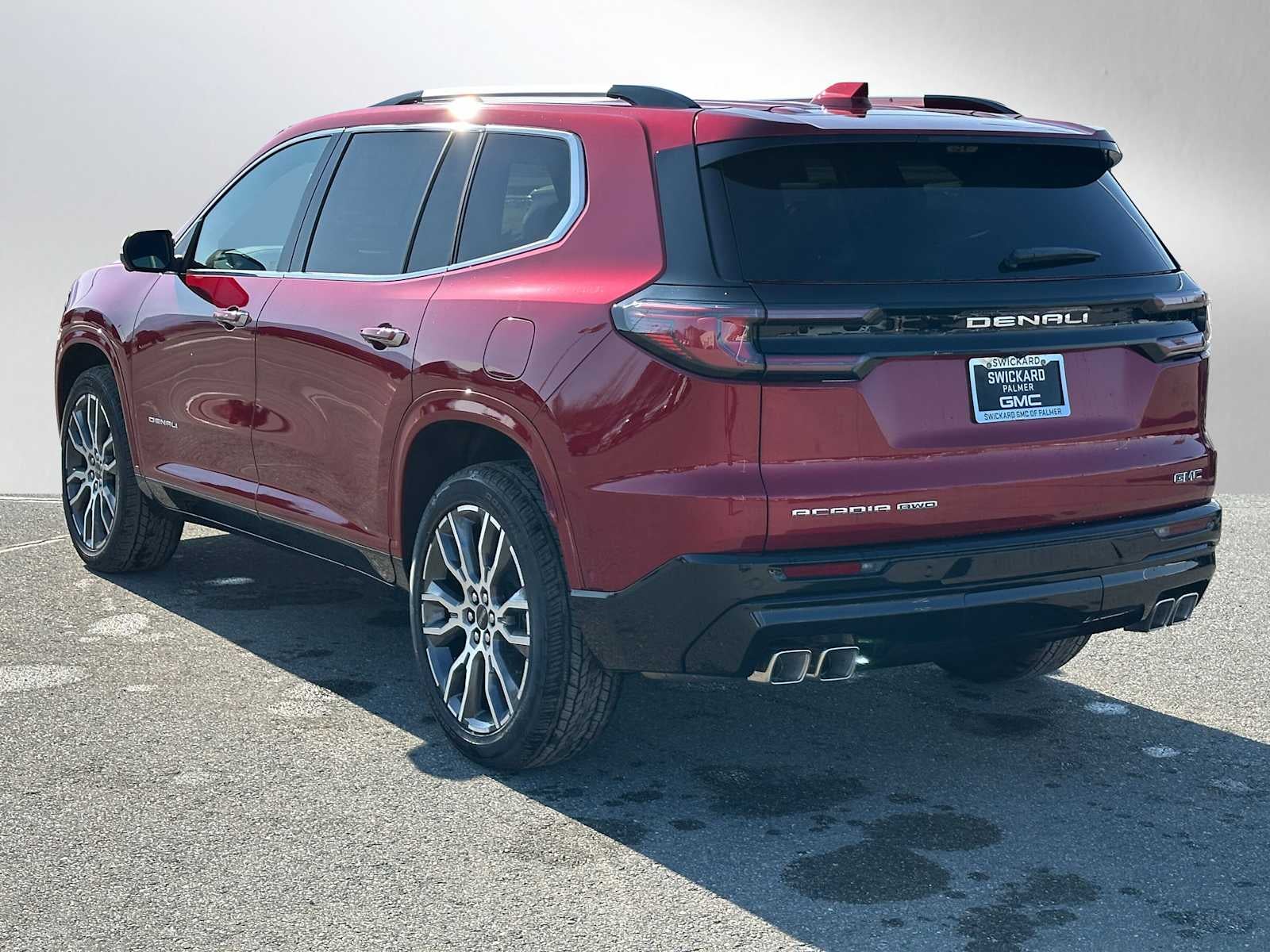 View vehicle photo 5