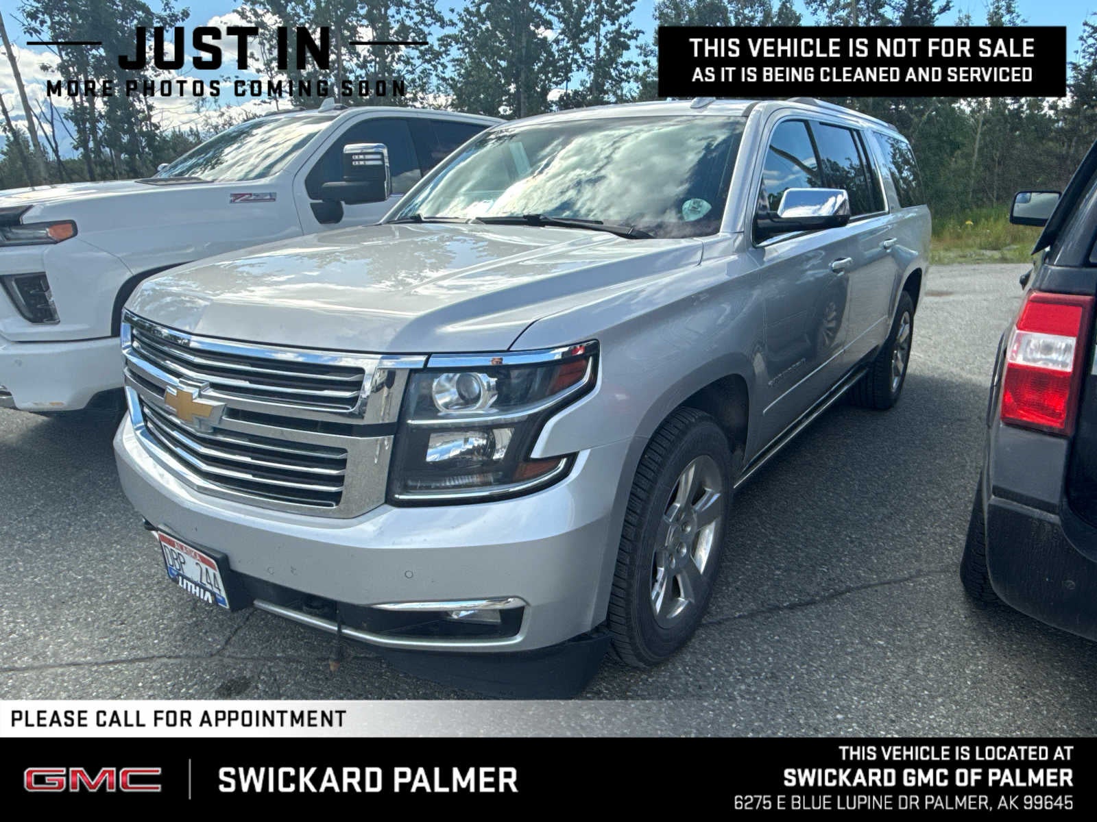 Silver Ice Metallic 2016 Chevrolet Suburban SUV / Crossover Four-Wheel Drive Automatic