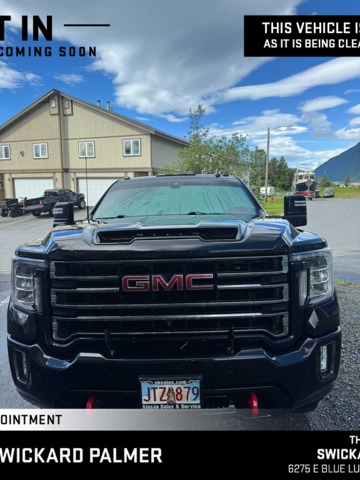  2021 GMC Sierra 2500HD AT4 Crew Cab 4WD   