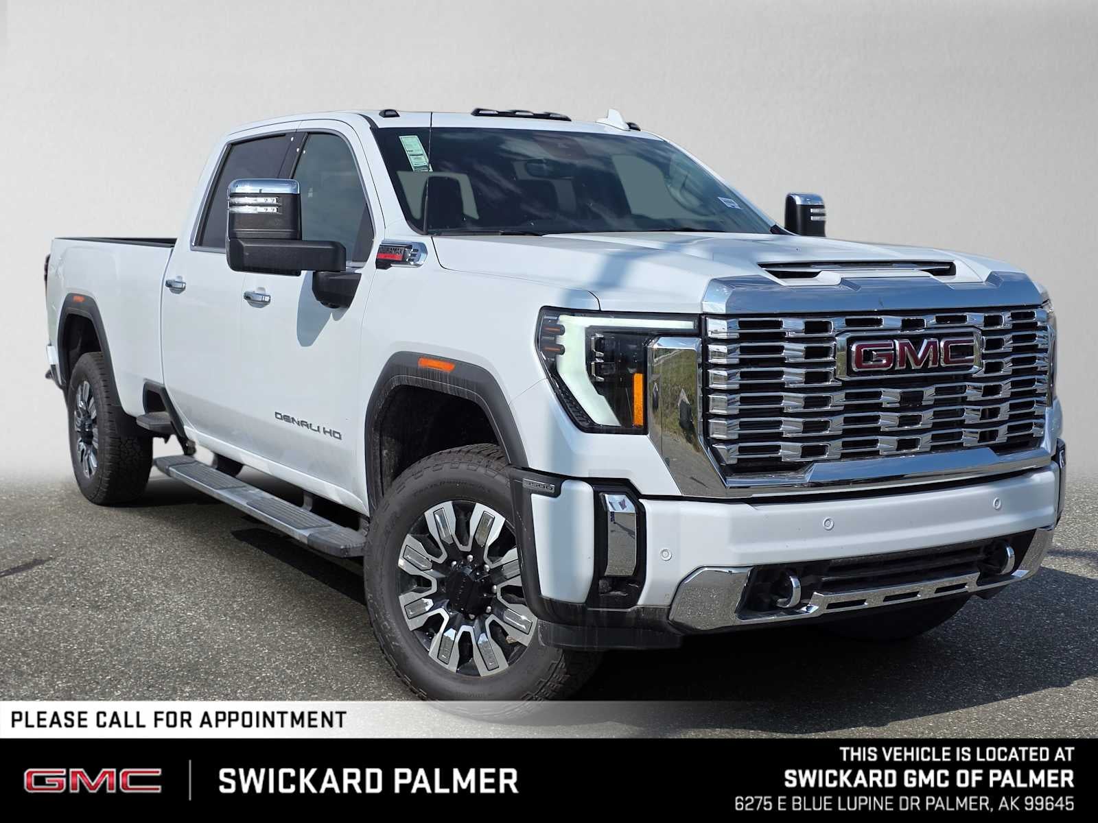 Glacier White Tricoat 2026 GMC Sierra 3500HD Pickup Truck Four-Wheel Drive Automatic