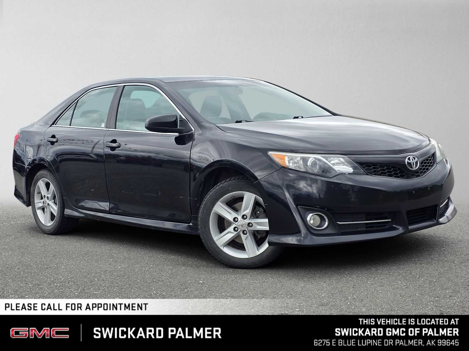 Attitude Black Metallic 2013 Toyota Camry Sedan Front-Wheel Drive Automatic