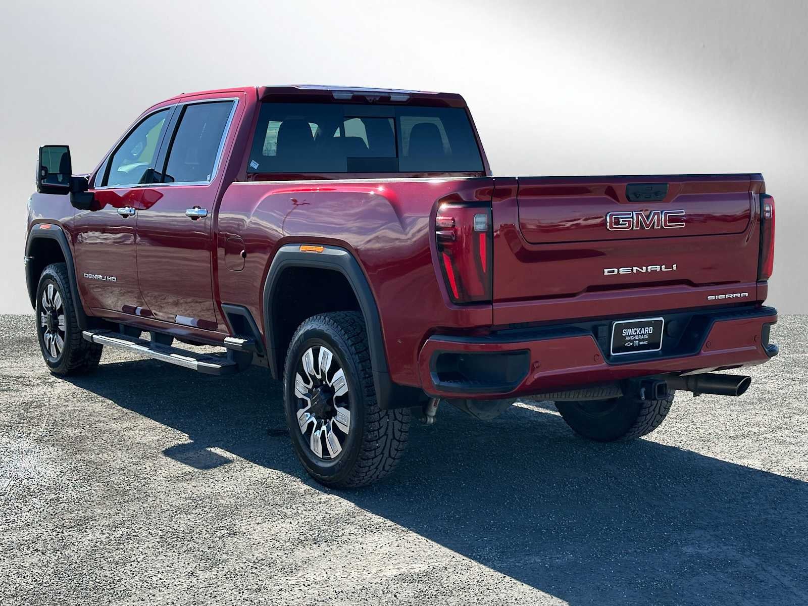View vehicle photo 5