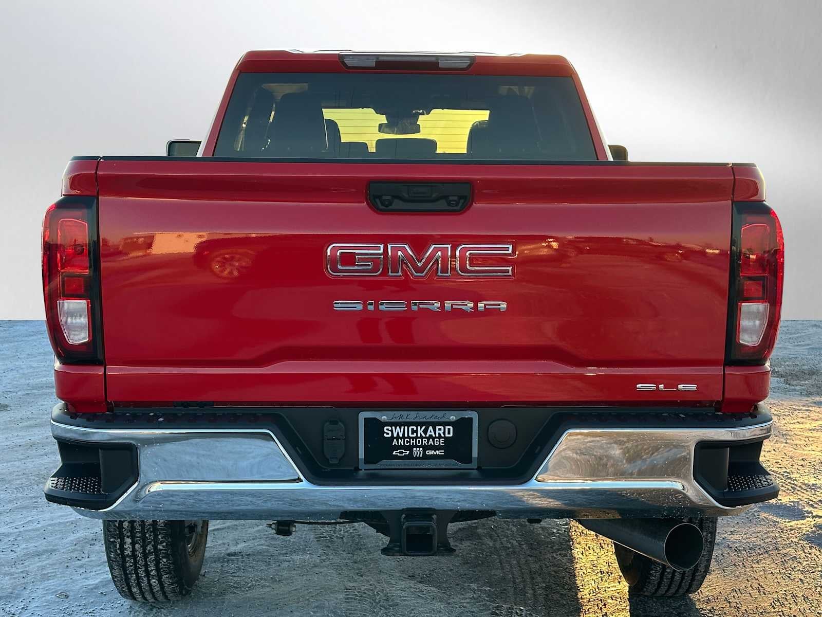 View vehicle photo 4