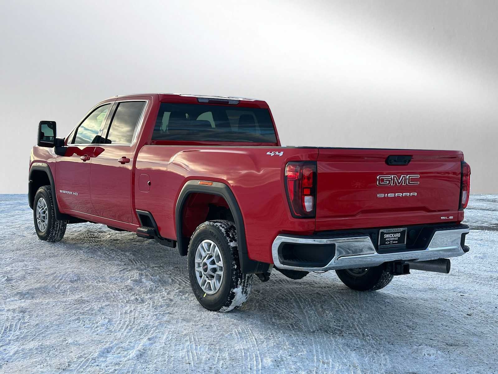 View vehicle photo 5