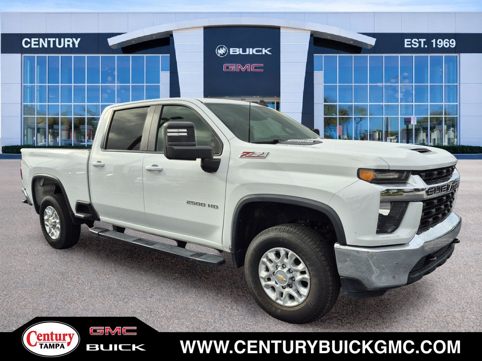Summit White 2021 Chevrolet Silverado 2500HD Pickup Truck Four-Wheel Drive Automatic
