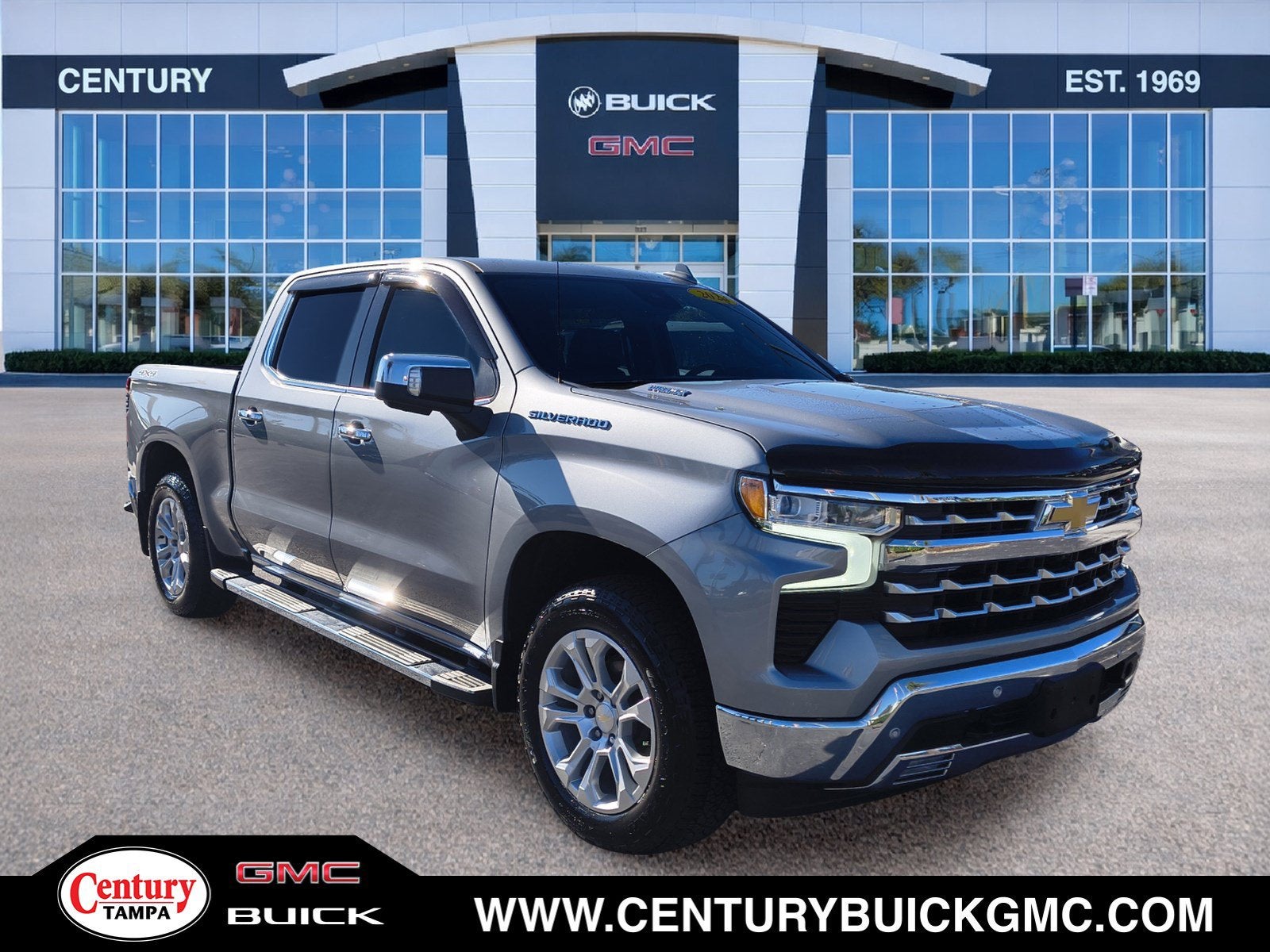 Sterling Gray Metallic 2024 Chevrolet Silverado 1500 Pickup Truck Four-Wheel Drive Automatic