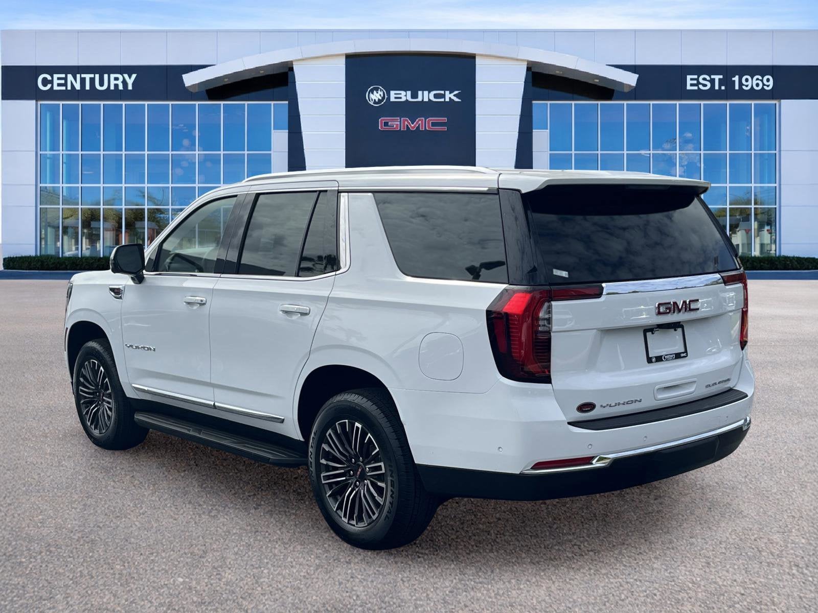 View vehicle photo 5