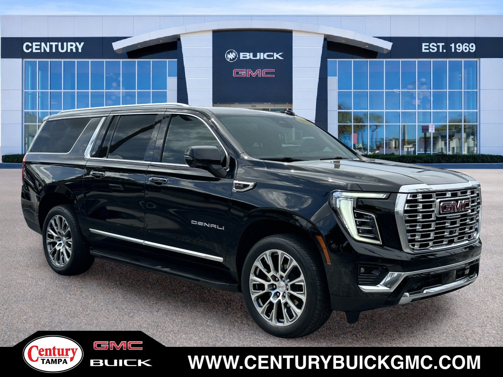  2025 GMC Yukon XL Denali 4WD   