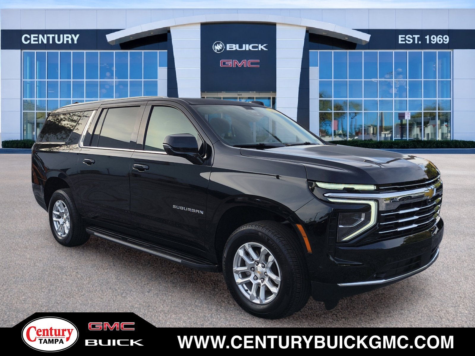  2026 Chevrolet Suburban LT 4WD   
