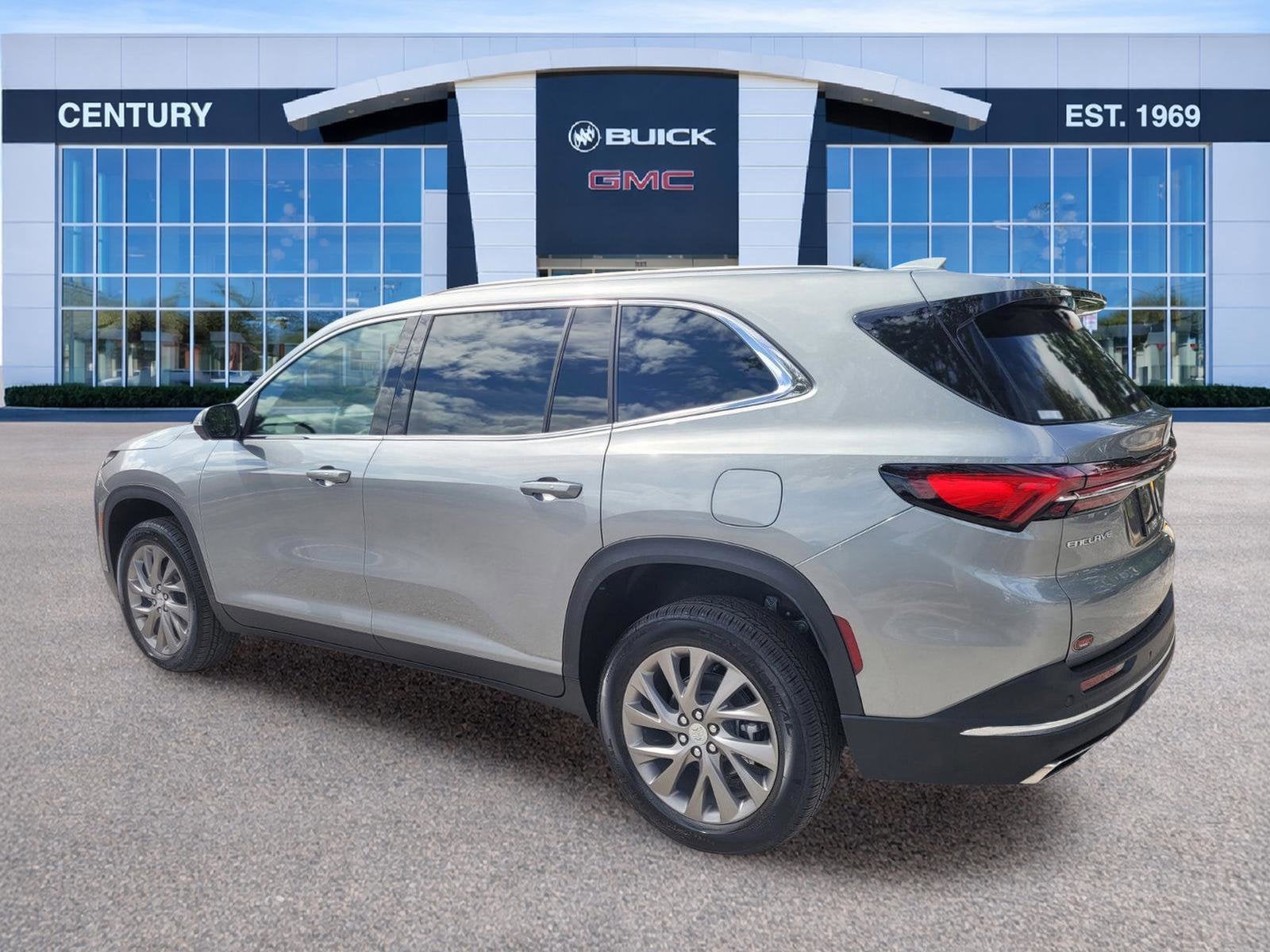 View vehicle photo 5