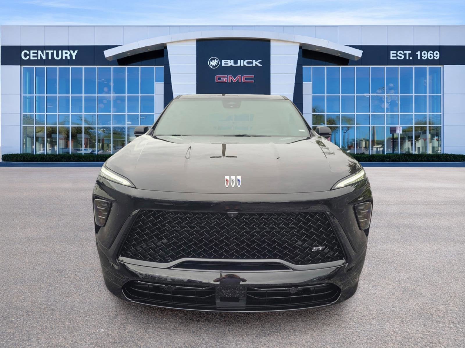 View vehicle photo 2