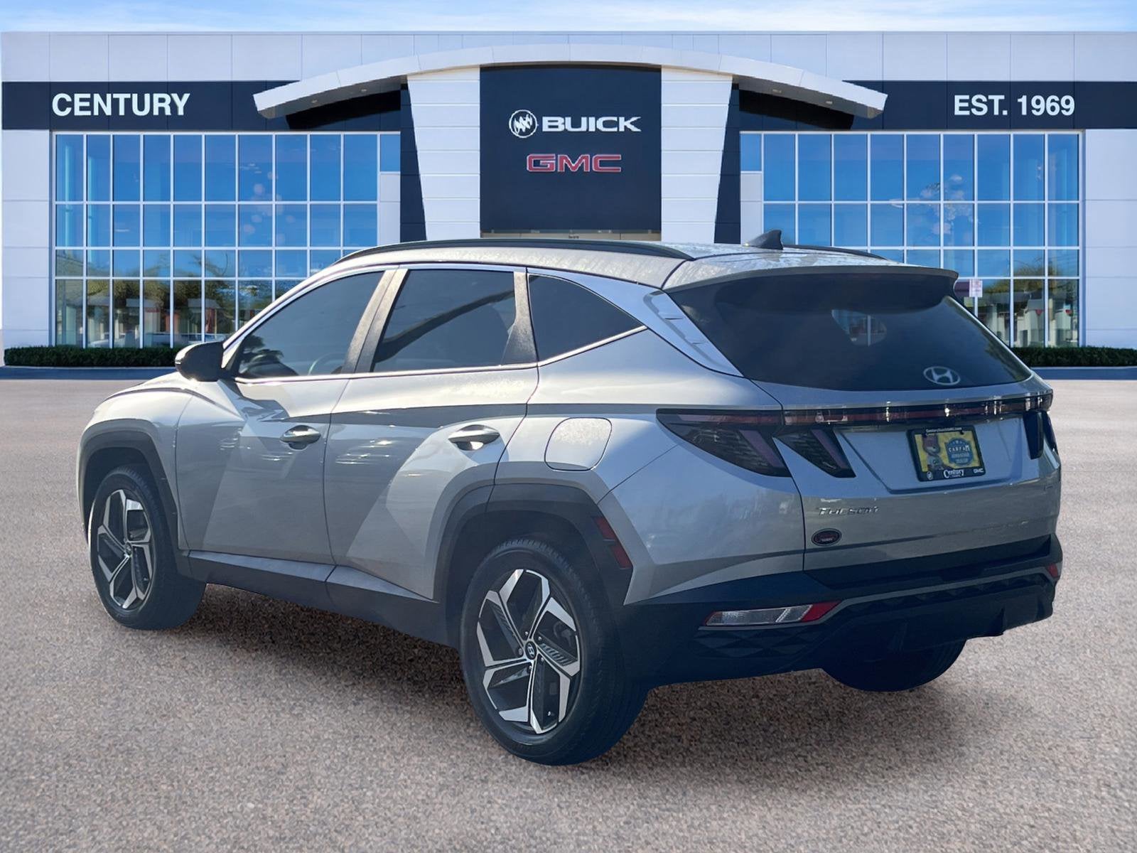 View vehicle photo 5