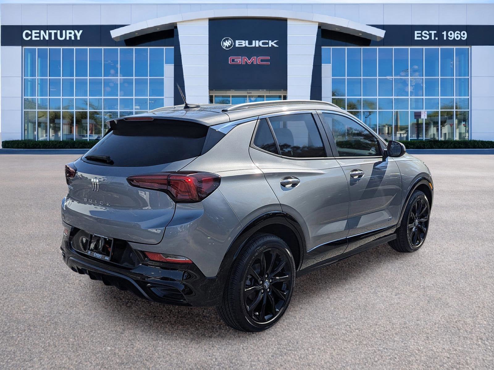 View vehicle photo 3