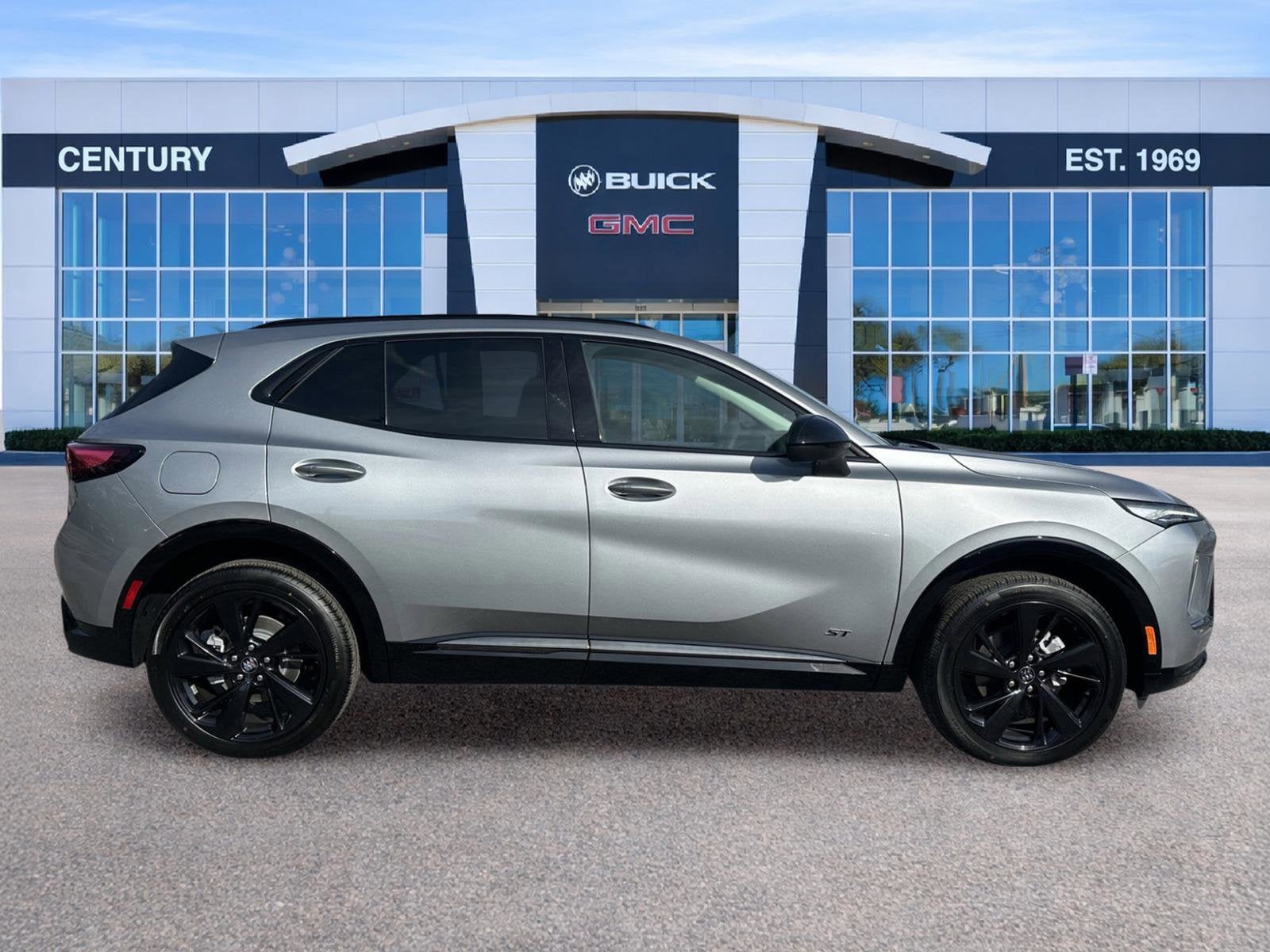 View vehicle photo 3