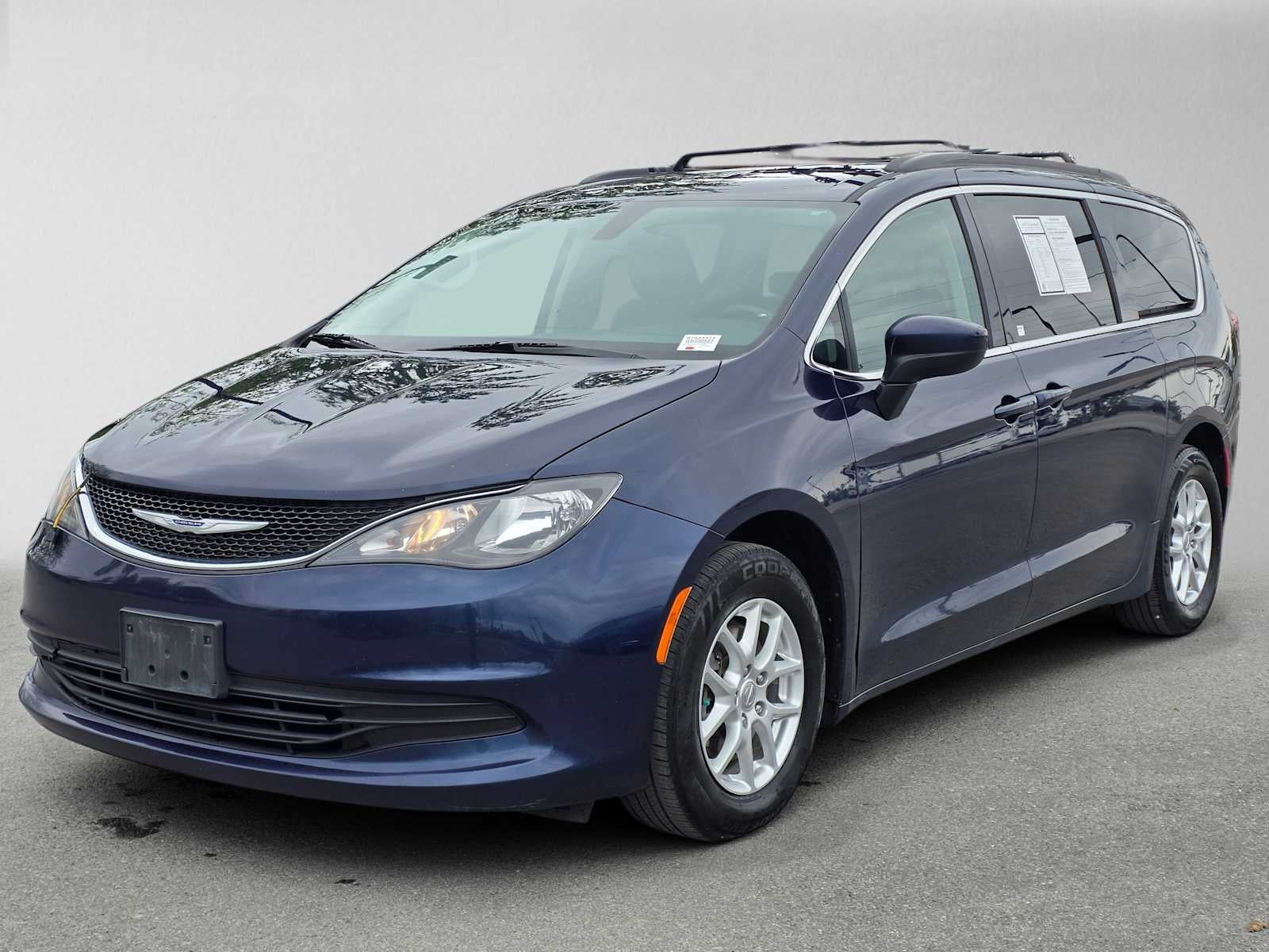 View vehicle photo 7