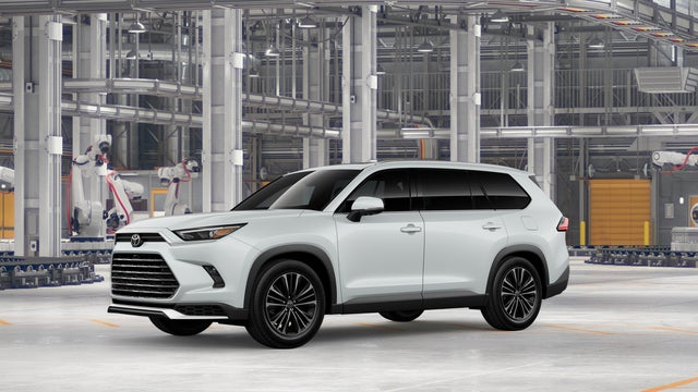 White (Wind Chill Pearl) 2026 Toyota Grand Highlander Hybrid SUV / Crossover All-Wheel Drive 6-Speed Automatic