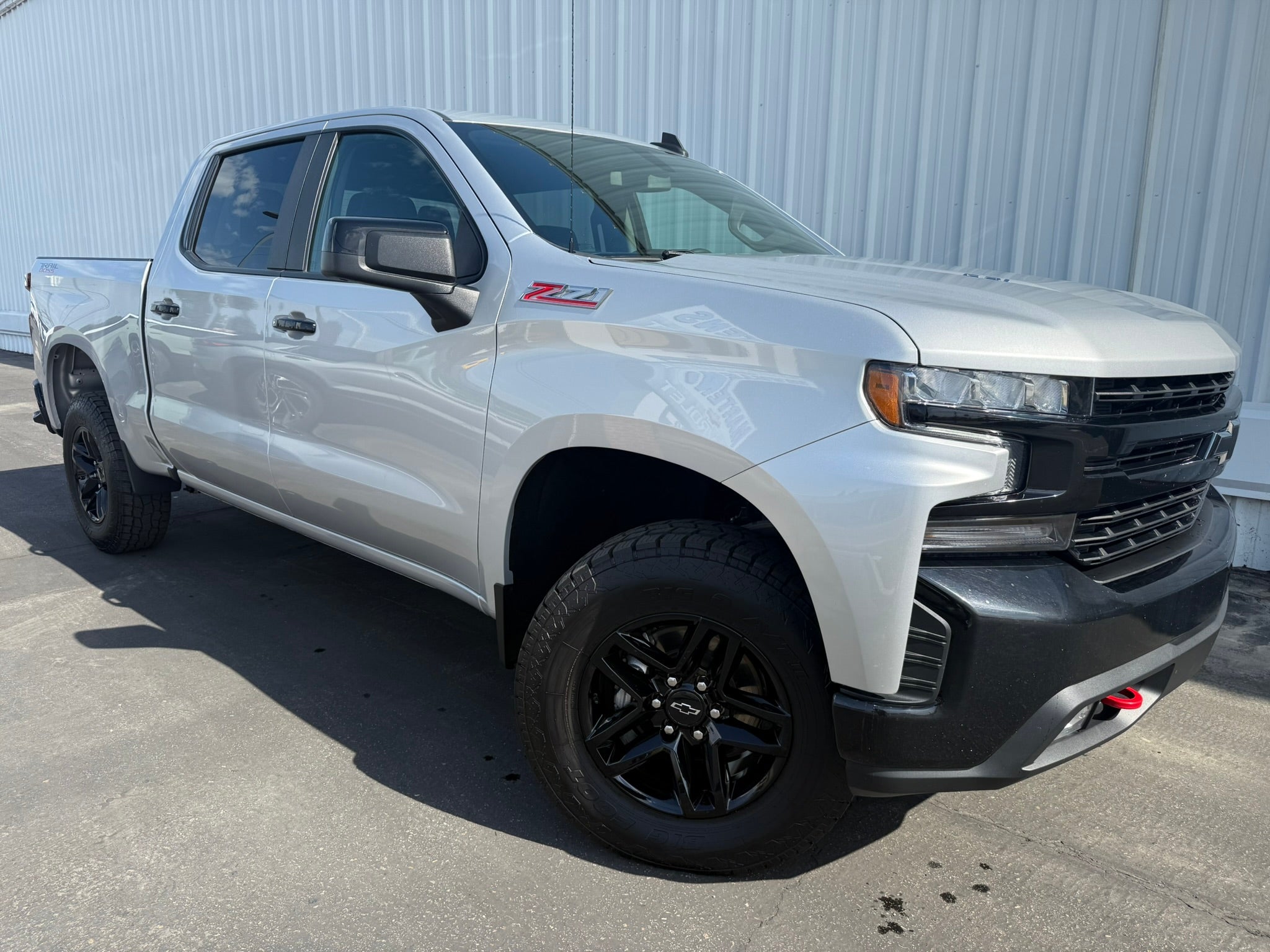 Silver Ice Metallic 2022 Chevrolet Silverado 1500 Pickup Truck Four-Wheel Drive Automatic