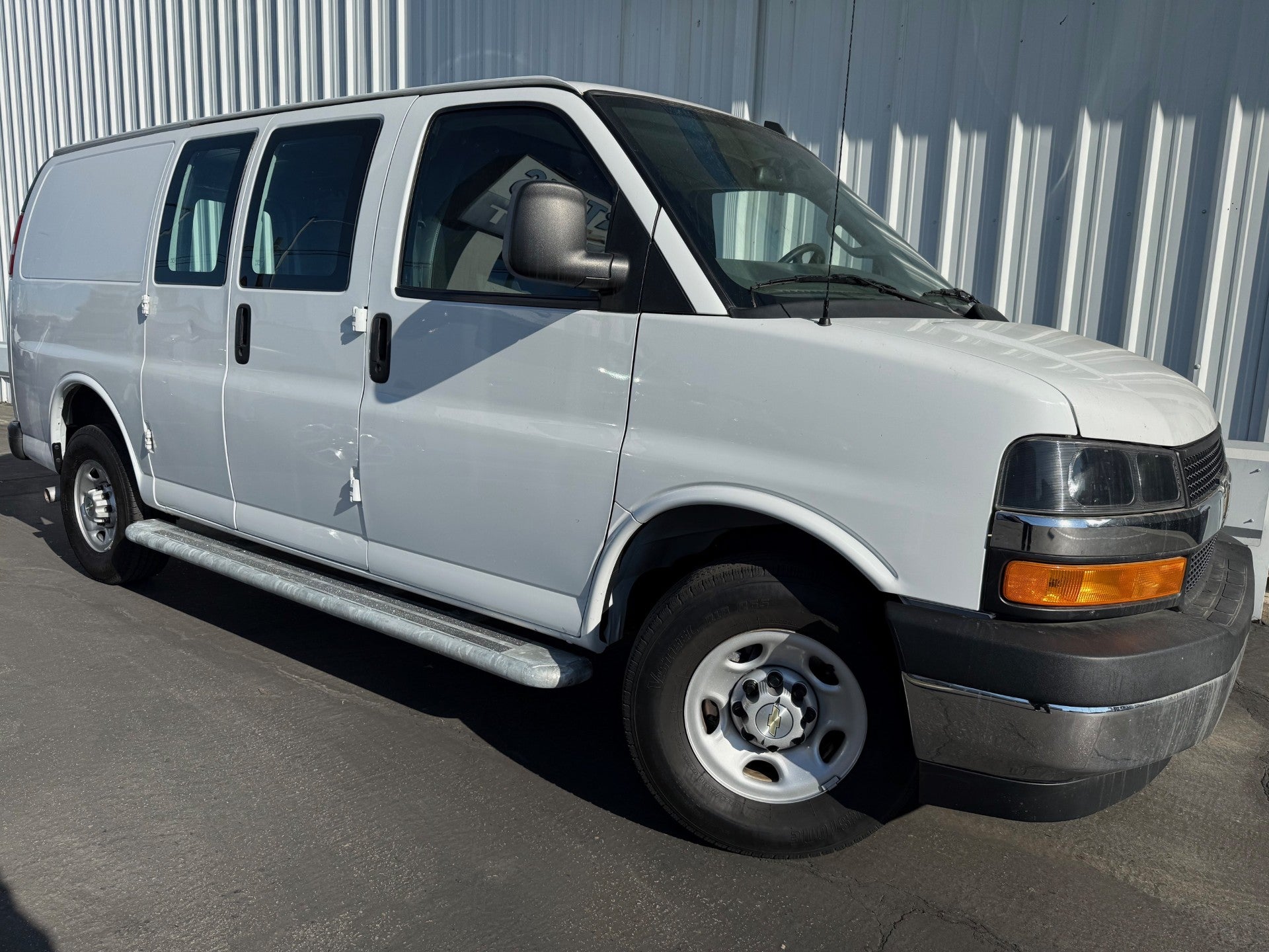 Summit White 2022 Chevrolet Express Cargo Van Rear-Wheel Drive Automatic