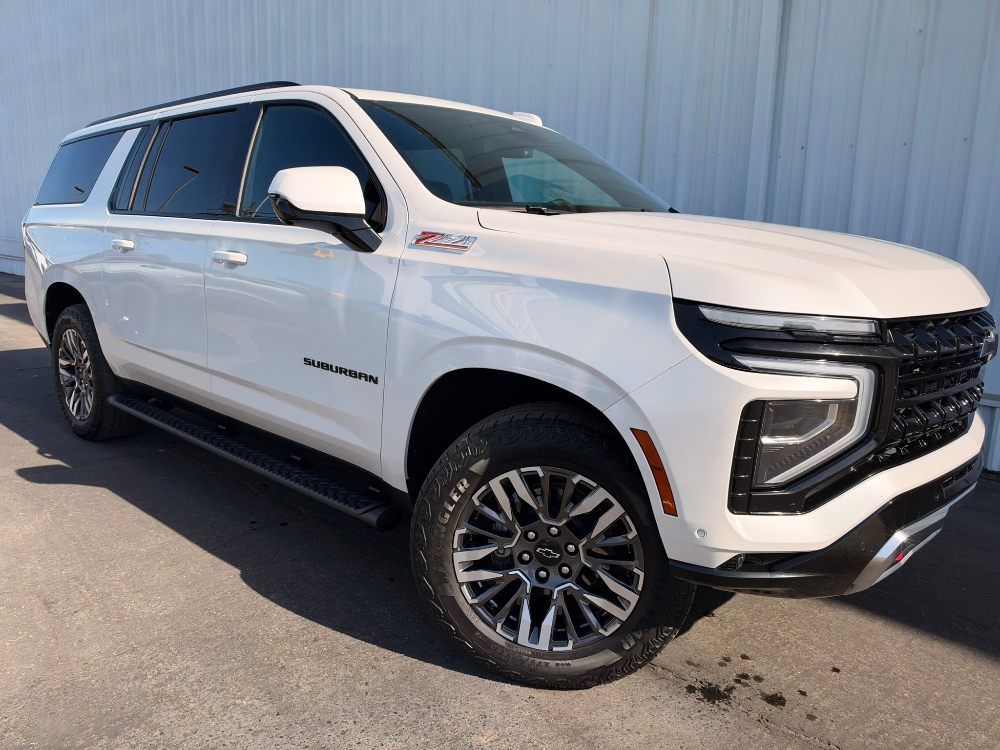  2025 Chevrolet Suburban Z71 4WD   