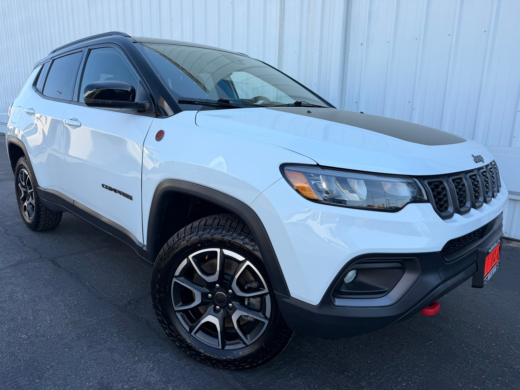 White 2025 Jeep Compass SUV / Crossover Four-Wheel Drive 8-Speed Automatic