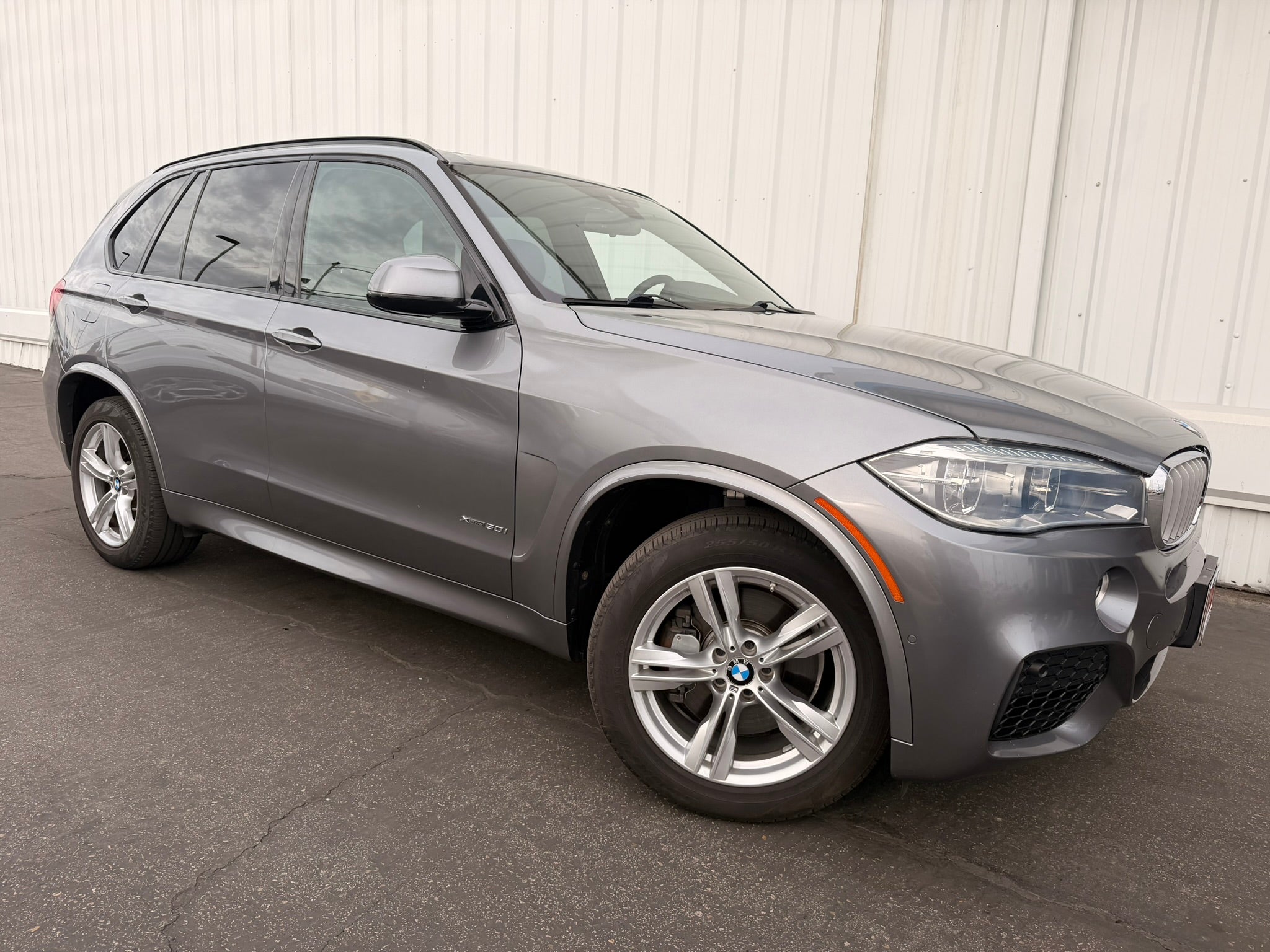 Gray 2018 BMW X5 xDrive50i AWD SUV / Crossover All-Wheel Drive Automatic