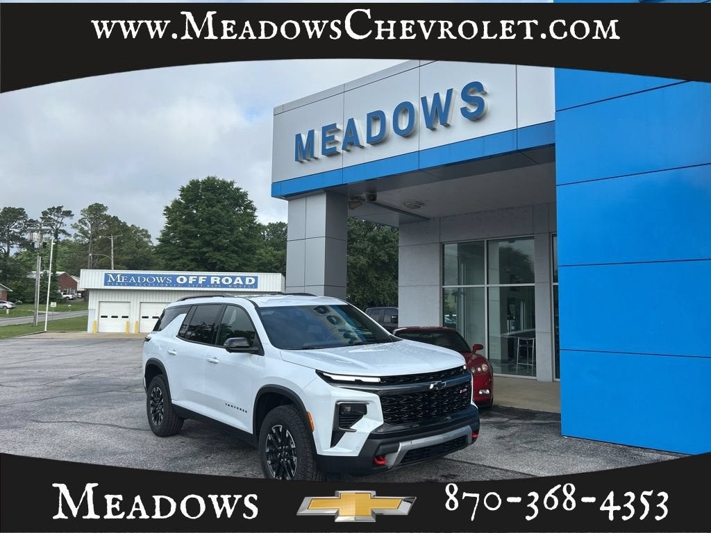 Polar White Tricoat 2026 Chevrolet Traverse SUV / Crossover Four-Wheel Drive Automatic