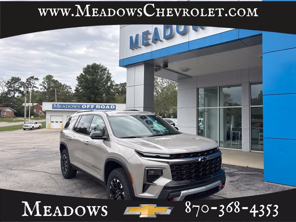 Sandstone Gray 2027 Chevrolet Traverse SUV / Crossover Four-Wheel Drive Automatic