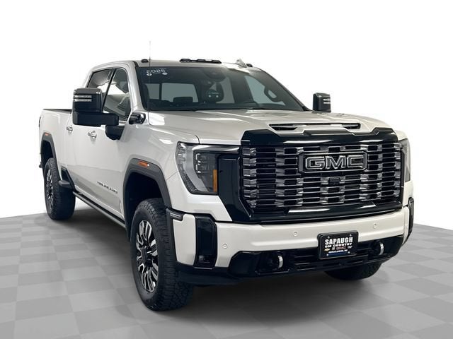 White Frost Tricoat 2025 GMC Sierra 3500HD Pickup Truck Four-Wheel Drive Automatic