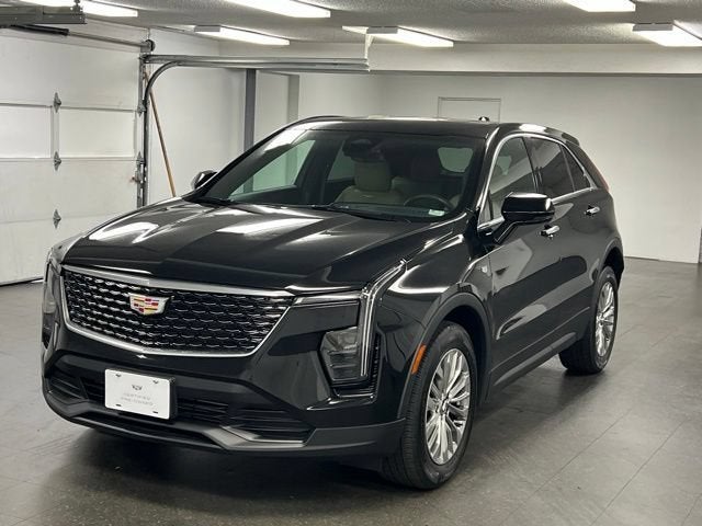 Stellar Black Metallic 2024 Cadillac XT4 SUV / Crossover Front-Wheel Drive Automatic