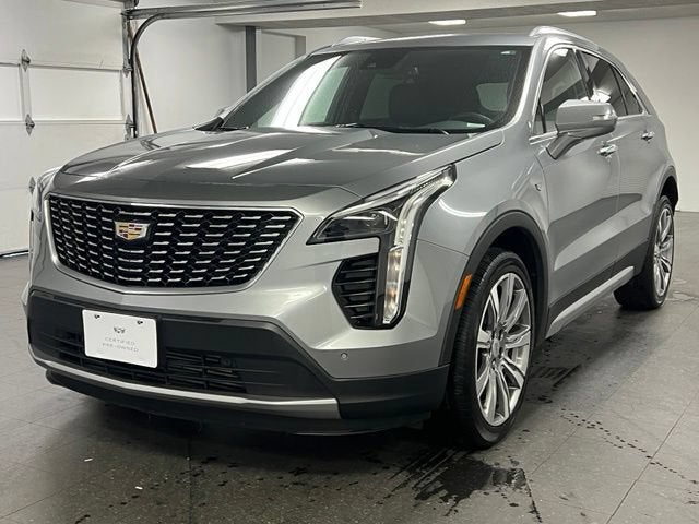 Argent Silver Metallic 2023 Cadillac XT4 SUV / Crossover Four-Wheel Drive Automatic
