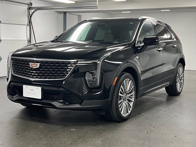 2025 Cadillac XT4 Premium Luxury AWD