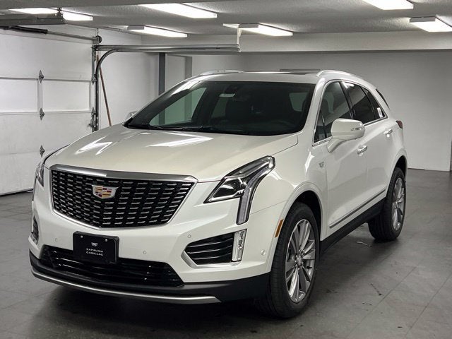 Crystal White Tricoat 2026 Cadillac XT5 SUV / Crossover Four-Wheel Drive Automatic