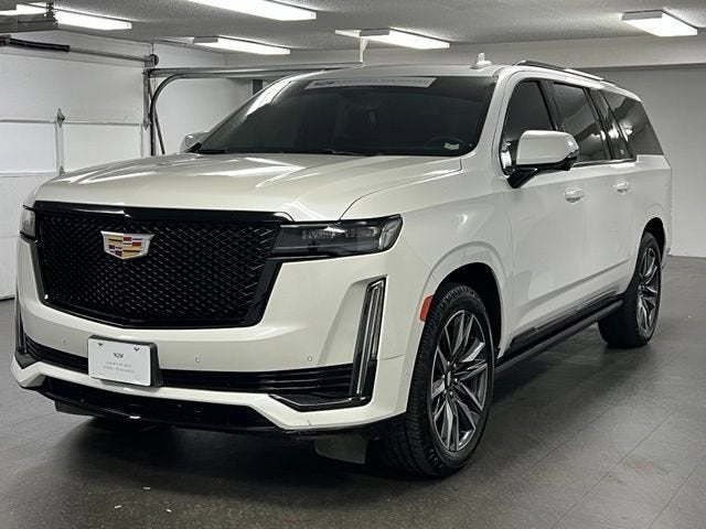  2022 Cadillac Escalade ESV Sport 4WD   