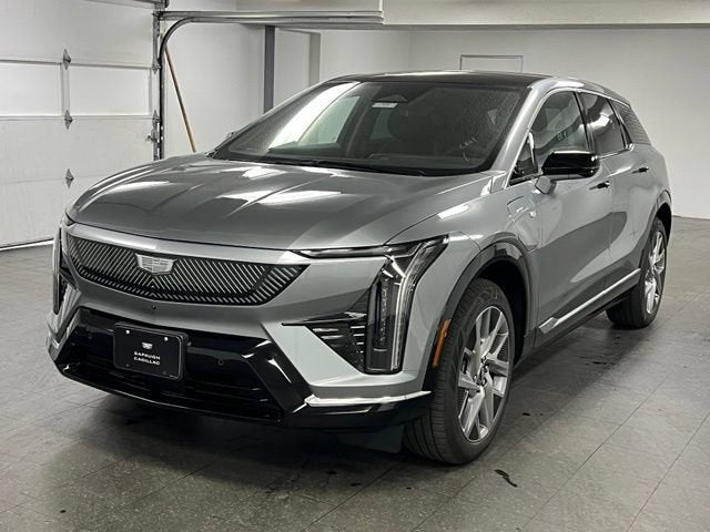 Argent Silver Metallic 2027 Cadillac OPTIQ SUV / Crossover All-Wheel Drive Automatic