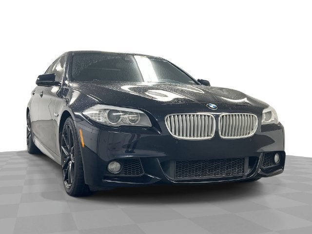  2013 BMW 5 Series 550i xDrive Sedan AWD   
