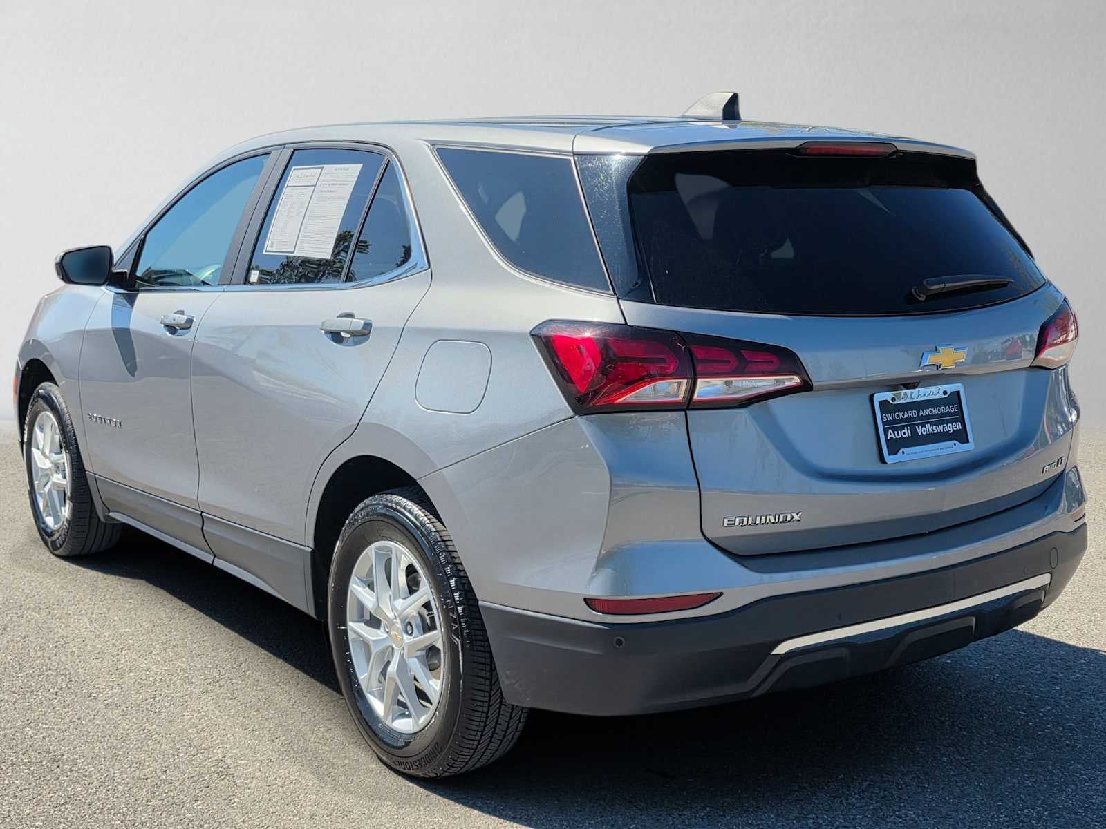 View vehicle photo 5