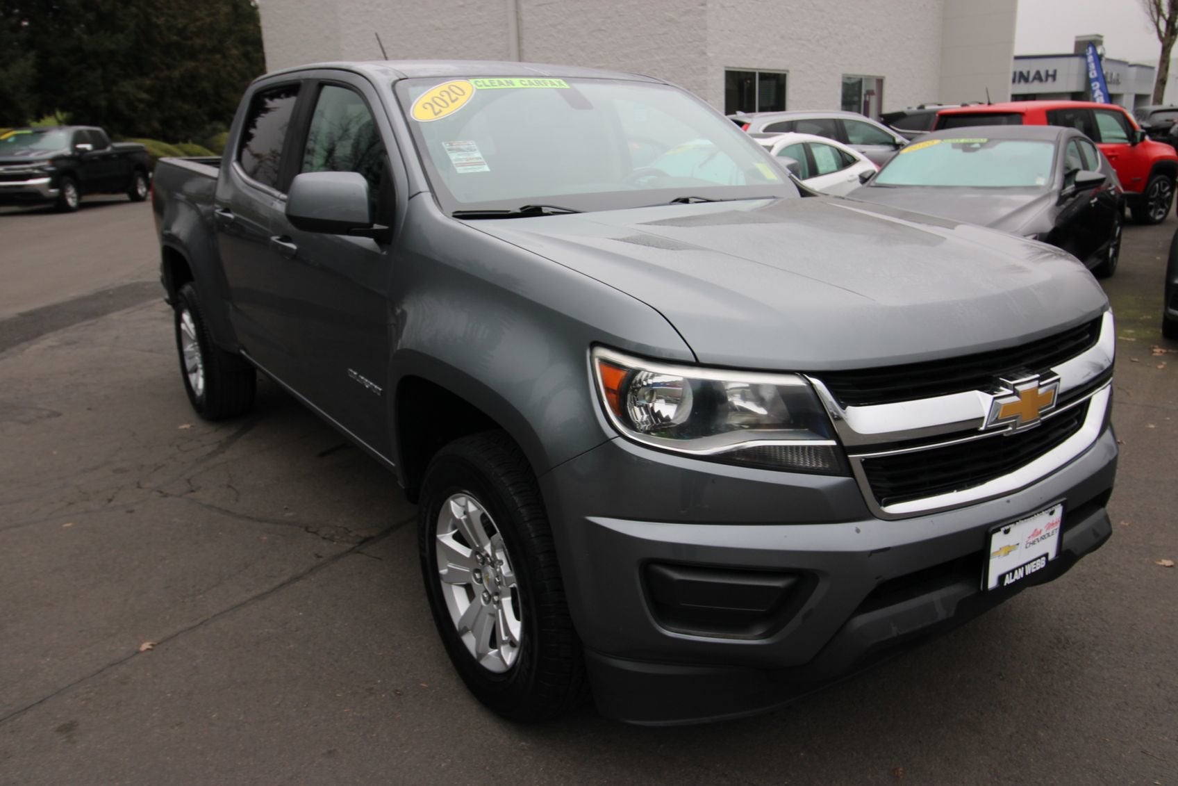 View vehicle photo 7