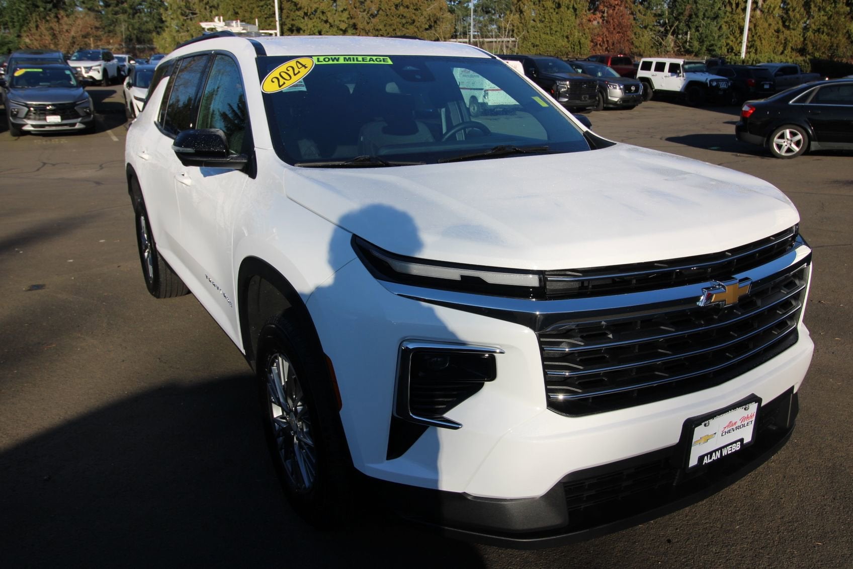 2024 Chevrolet Traverse LT FWD