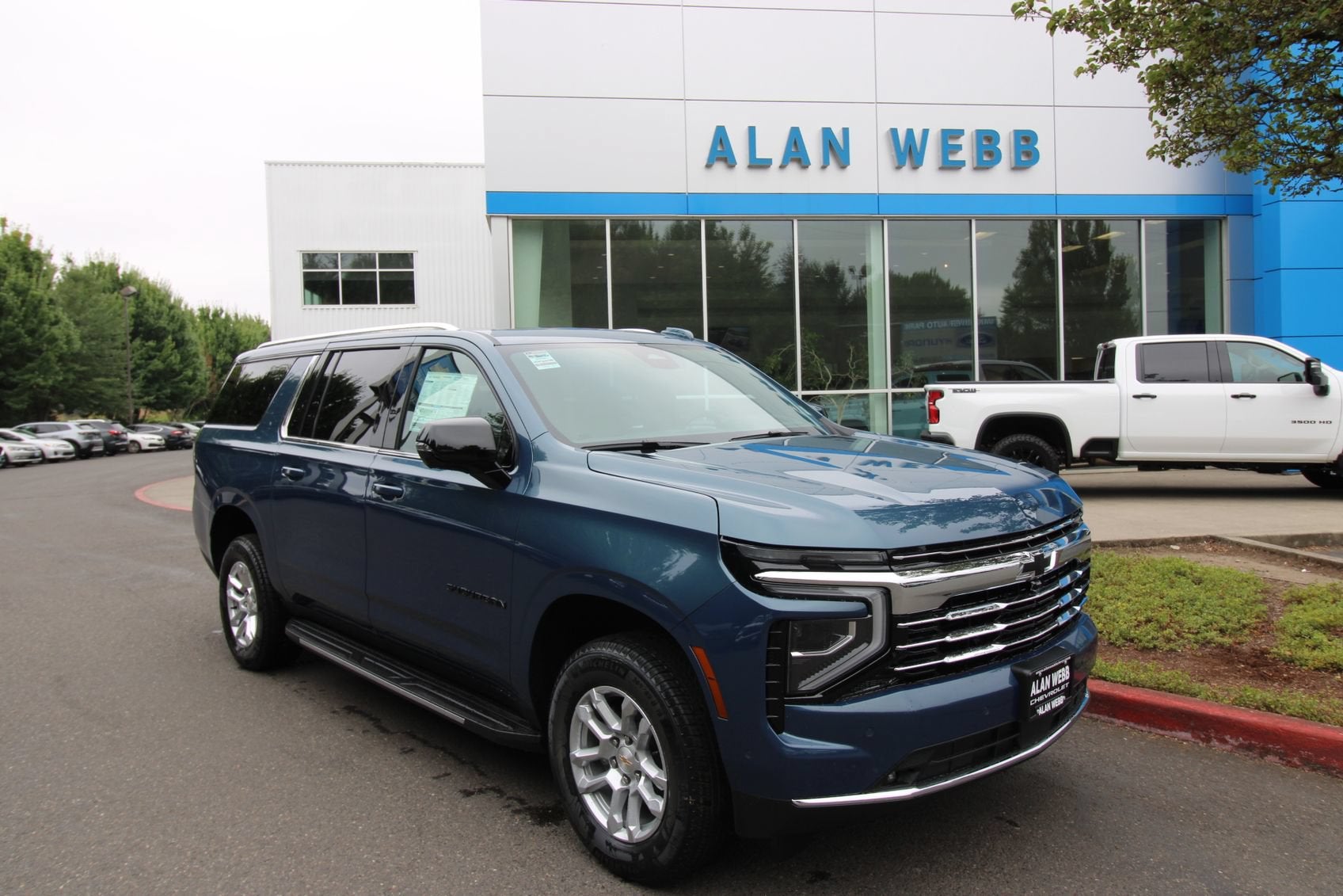 Lakeshore Blue Metallic 2026 Chevrolet Suburban SUV / Crossover Four-Wheel Drive Automatic