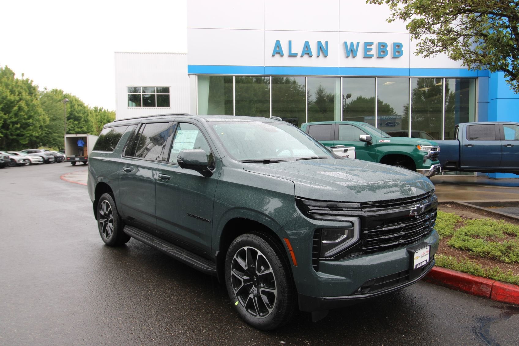 Cypress Gray 2026 Chevrolet Suburban SUV / Crossover Four-Wheel Drive Automatic